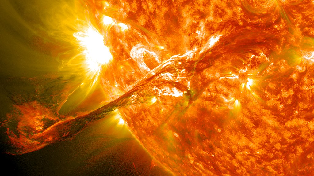 Giant solar flare is ejected from the Sun
